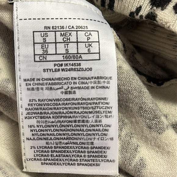 Guess Black and Cream Criss Cross Back Knit Long Sleeve Bodycon Midi Dress Small - Picture 12 of 12